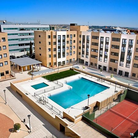 Compostela Suites Madrid Bagian luar foto